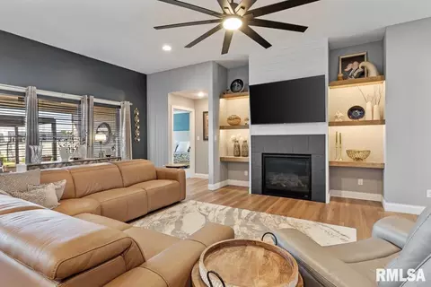 Living - 3700 Westgate Dr, Springfield, IL 62711 photo 1 of 1