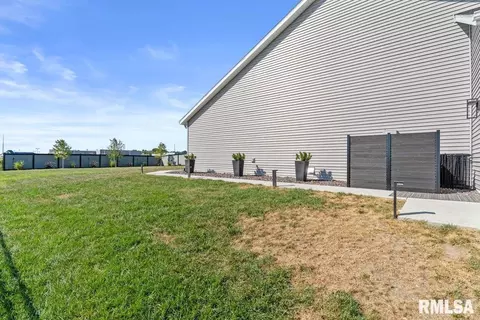 Exterior - 3700 Westgate Dr, Springfield, IL 62711 photo 7 of 8