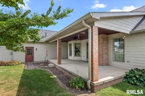Exterior - 3501 Glengate Dr, Springfield, IL 62711 photo 4 of 6