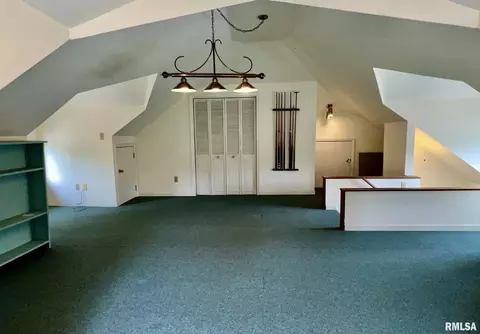 Other - 401 E Keys Ave, Springfield, IL 62702 photo 8 of 9
