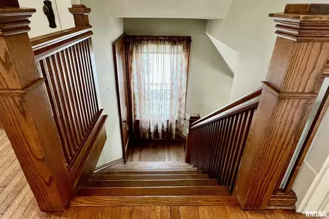 Entry Way - 401 E Keys Ave, Springfield, IL 62702 photo 8 of 8