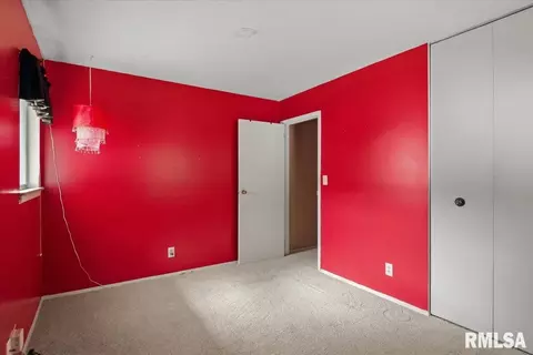 Bedroom - 2528 Holmes Ave, Springfield, IL 62704 photo 5 of 5