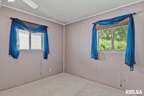 Bedroom - 2528 Holmes Ave, Springfield, IL 62704 photo 1 of 5