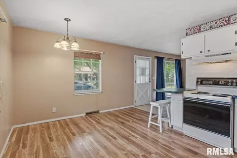 Other - 2528 Holmes Ave, Springfield, IL 62704 photo 3 of 4