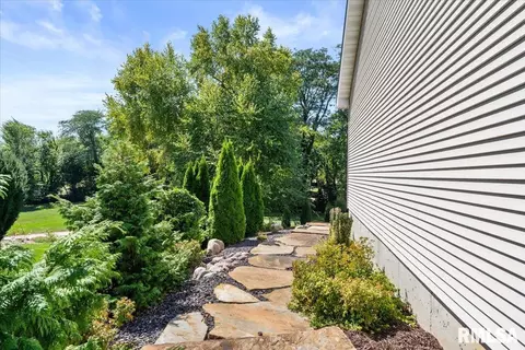 Exterior - 7409 Piper Glen Dr, Springfield, IL 62711 photo 11 of 11