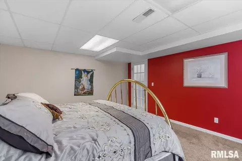 Bedroom - 7409 Piper Glen Dr, Springfield, IL 62711 photo 9 of 10