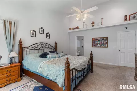 Bedroom - 7409 Piper Glen Dr, Springfield, IL 62711 photo 3 of 10