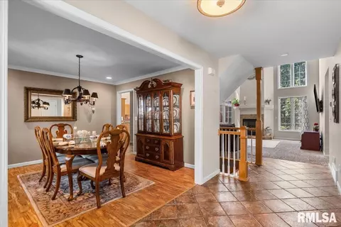 Entry Way - 7409 Piper Glen Dr, Springfield, IL 62711 photo 1 of 3