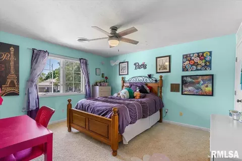 Bedroom - 7409 Piper Glen Dr, Springfield, IL 62711 photo 7 of 10