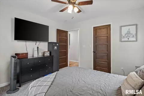 Bedroom - 1936 N 21st St, Springfield, IL 62702 photo 2 of 2
