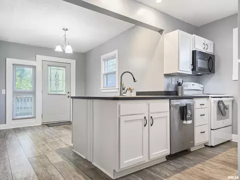 Other - 3016 Linden Ave, Springfield, IL 62702 photo 4 of 9