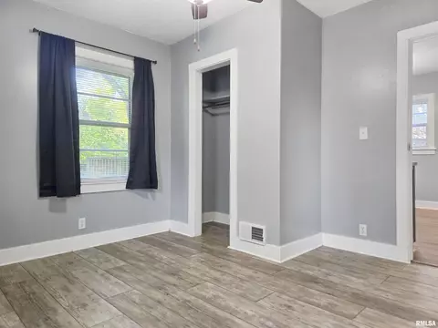 Bedroom - 3016 Linden Ave, Springfield, IL 62702 photo 6 of 7