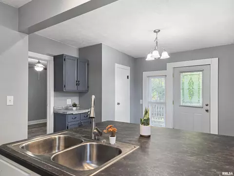 Other - 3016 Linden Ave, Springfield, IL 62702 photo 5 of 9