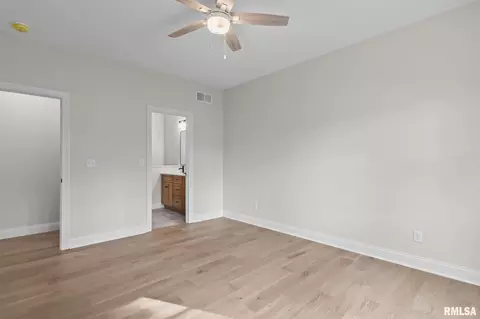 Bedroom - 1711 Ambleside Dr, Springfield, IL 62711 photo 2 of 9