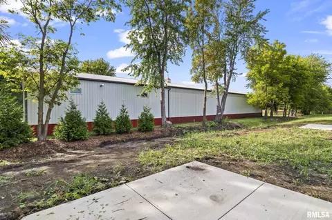 Exterior - 1711 Ambleside Dr, Springfield, IL 62711 photo 6 of 7