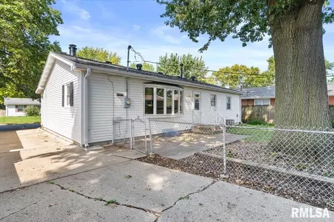 Exterior - 8 Foresters Ln, Springfield, IL 62704 photo 5 of 5