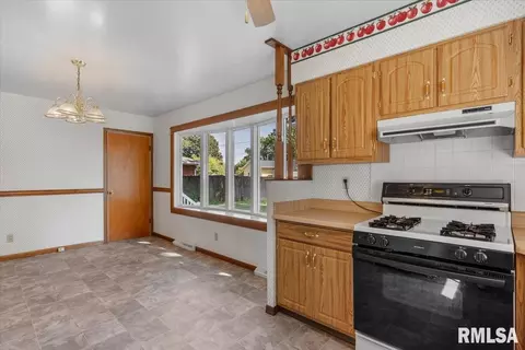 Other - 8 Foresters Ln, Springfield, IL 62704 photo 9 of 15