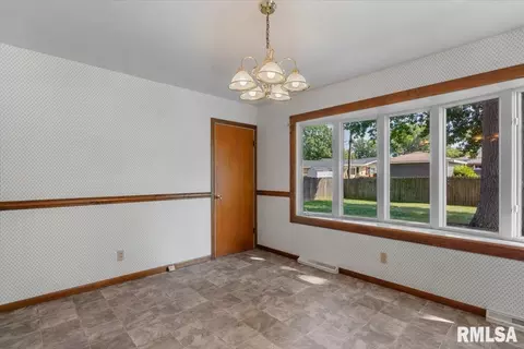 Other - 8 Foresters Ln, Springfield, IL 62704 photo 8 of 15