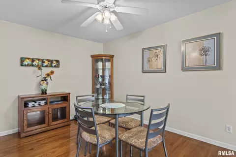 Dining - 3111 El Dorado Dr, Springfield, IL 62701 photo 2 of 3