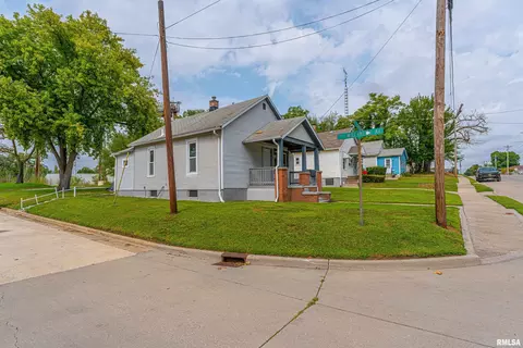 Other - 627 S Kickapoo St, Lincoln, IL 62656 photo 1 of 3