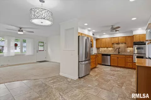 Other - 424 E Kimble St, Springfield, IL 62703 photo 4 of 12