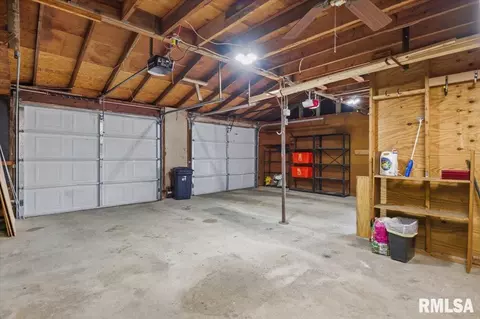 Other - 424 E Kimble St, Springfield, IL 62703 photo 10 of 12