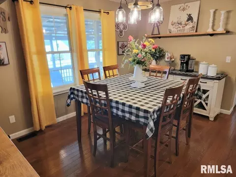 Dining - 415 Piazza Ln, Chatham, IL 62629 photo 1 of 2