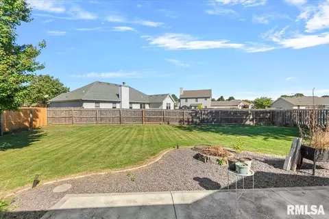 Exterior - 1005 Post Rd, Springfield, IL 62712 photo 8 of 8