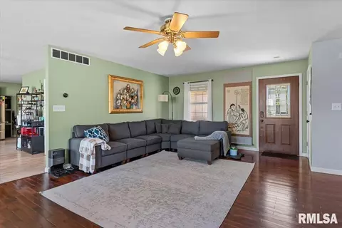 Other - 1005 Post Rd, Springfield, IL 62712 photo 4 of 15