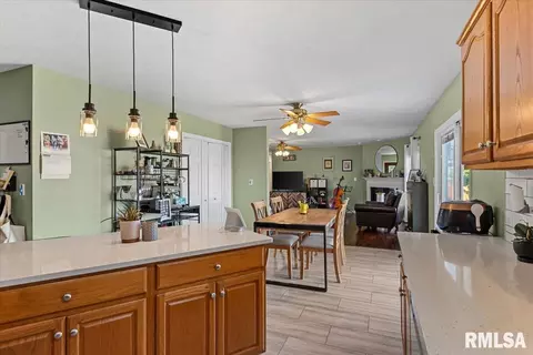 Other - 1005 Post Rd, Springfield, IL 62712 photo 8 of 15