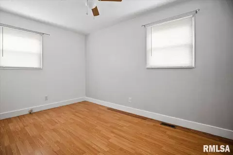 Bedroom - 1657 Schrader Ave, Springfield, IL 62702 photo 1 of 5