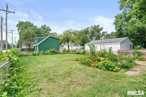 Exterior - 1901 N 10th St, Springfield, IL 62702 photo 5 of 5