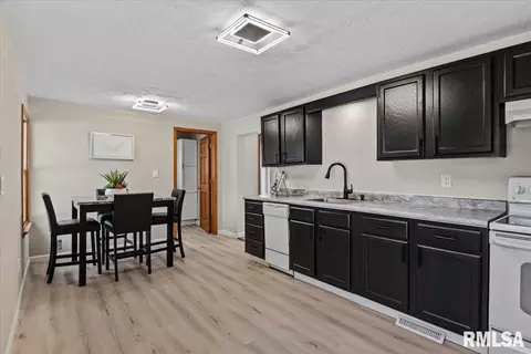 Kitchen - 2365 E Converse Ave, Springfield, IL 62702 photo 2 of 2