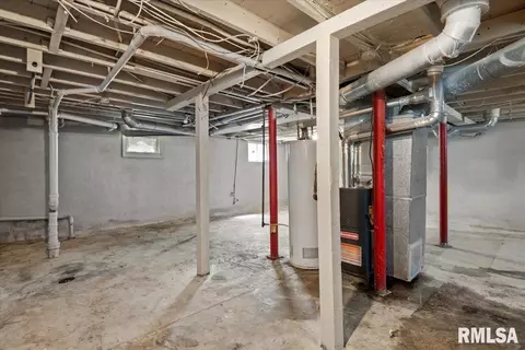 Other - 2365 E Converse Ave, Springfield, IL 62702 photo 7 of 9