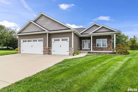 Exterior - 2820 Whiteside Pl, Springfield, IL 62711 photo 2 of 9