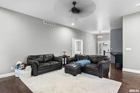 Other - 2820 Whiteside Pl, Springfield, IL 62711 photo 1 of 14