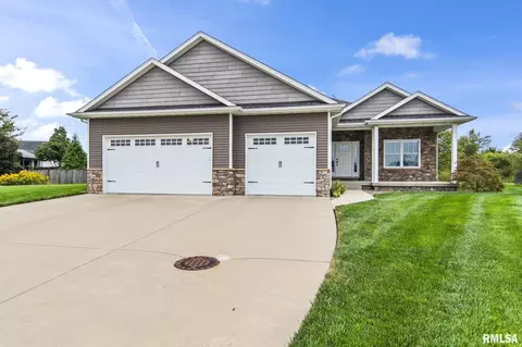 Exterior - 2820 Whiteside Pl, Springfield, IL 62711 photo 3 of 9