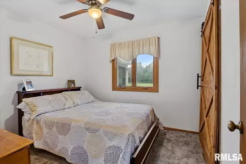 Bedroom - 3326 Brickler Rd, Springfield, IL 62707 photo 6 of 7