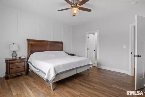 Bedroom - 432 Fitzgerald Dr, Springfield, IL 62711 photo 2 of 7