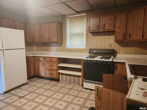 Kitchen - 203 E Washington St, Athens, IL 62613 photo 1 of 1