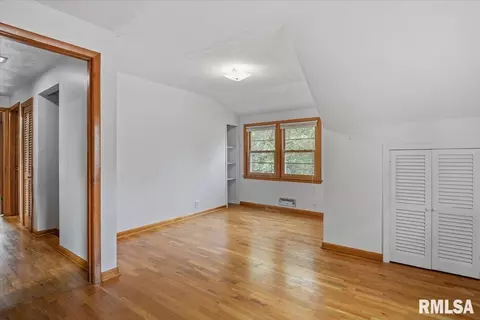 Bedroom - 3210 S 5th St, Springfield, IL 62703 photo 3 of 14