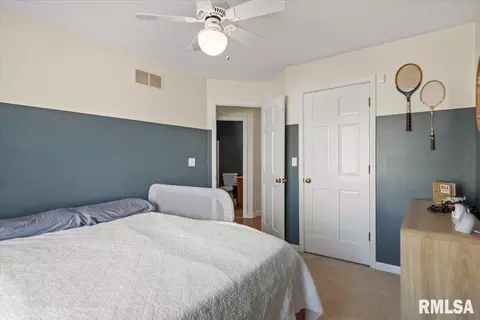 Bedroom - 3804 Bluestem Ct, Springfield, IL 62712 photo 6 of 6
