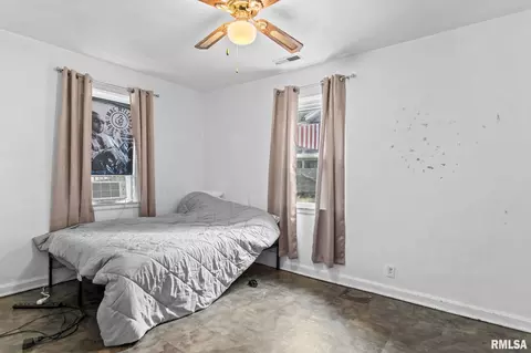 Bedroom - 1328 N Ledlie Ave, Springfield, IL 62702 photo 1 of 3
