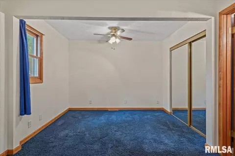 Bedroom - 2425 Stokebridge Rd, Springfield, IL 62702 photo 2 of 8