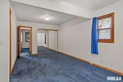 Bedroom - 2425 Stokebridge Rd, Springfield, IL 62702 photo 4 of 8