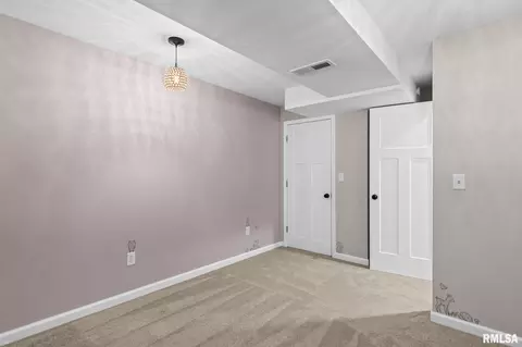 Bedroom - 28 Dean Park Dr, Springfield, IL 62707 photo 10 of 10