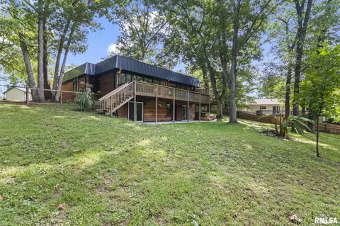 Exterior - 28 Dean Park Dr, Springfield, IL 62707 photo 7 of 8
