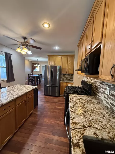 Kitchen - 1145 N 5th St, Springfield, IL 62702 photo 1 of 2