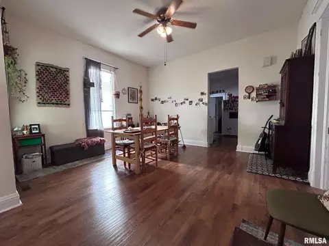 Dining - 838 S Douglas Ave, Springfield, IL 62704 photo 1 of 2