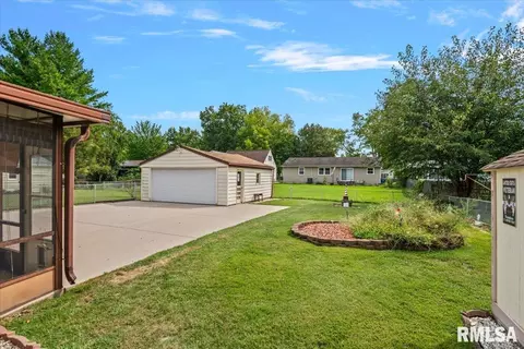 Exterior - 2520 Sherborn Rd, Springfield, IL 62702 photo 6 of 6